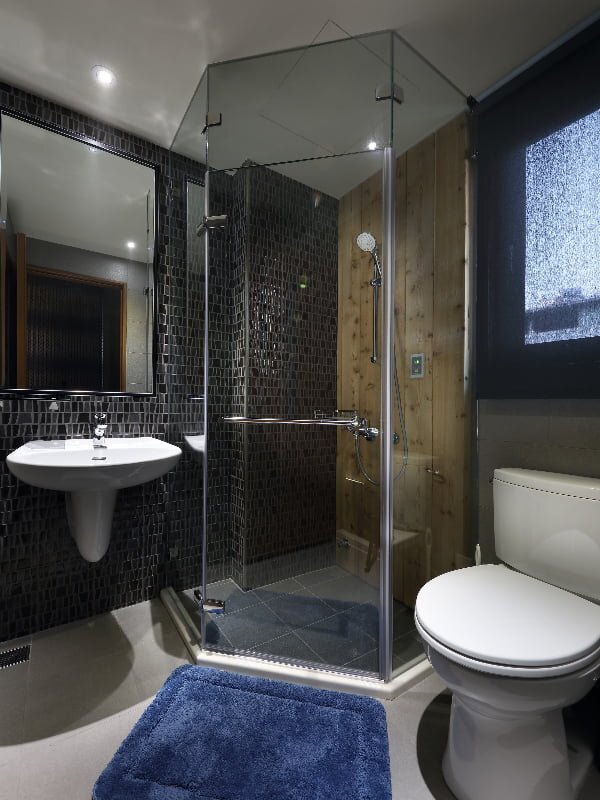 Yan Yean Shower Screens